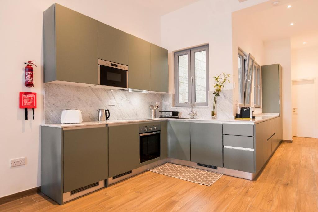 Valletta Collection - 101 Republic room 5